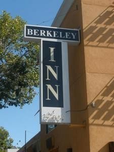 Berkeley Inn Екстериор снимка